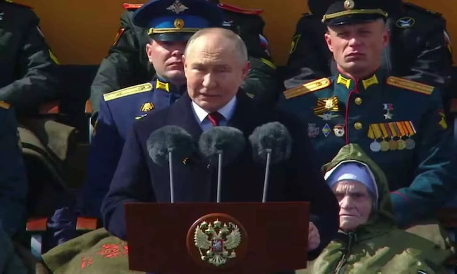 Putin issues nuclear warning to the West over strikes on Russia from Ukraine