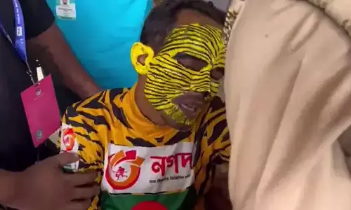 കാൺപൂർ ടെസ്റ്റിനിടെ ബംഗ്ലാദേശ് സൂപ്പർ ഫാൻ ടൈഗർ റോബിക്ക് ക്രൂര മർദനം