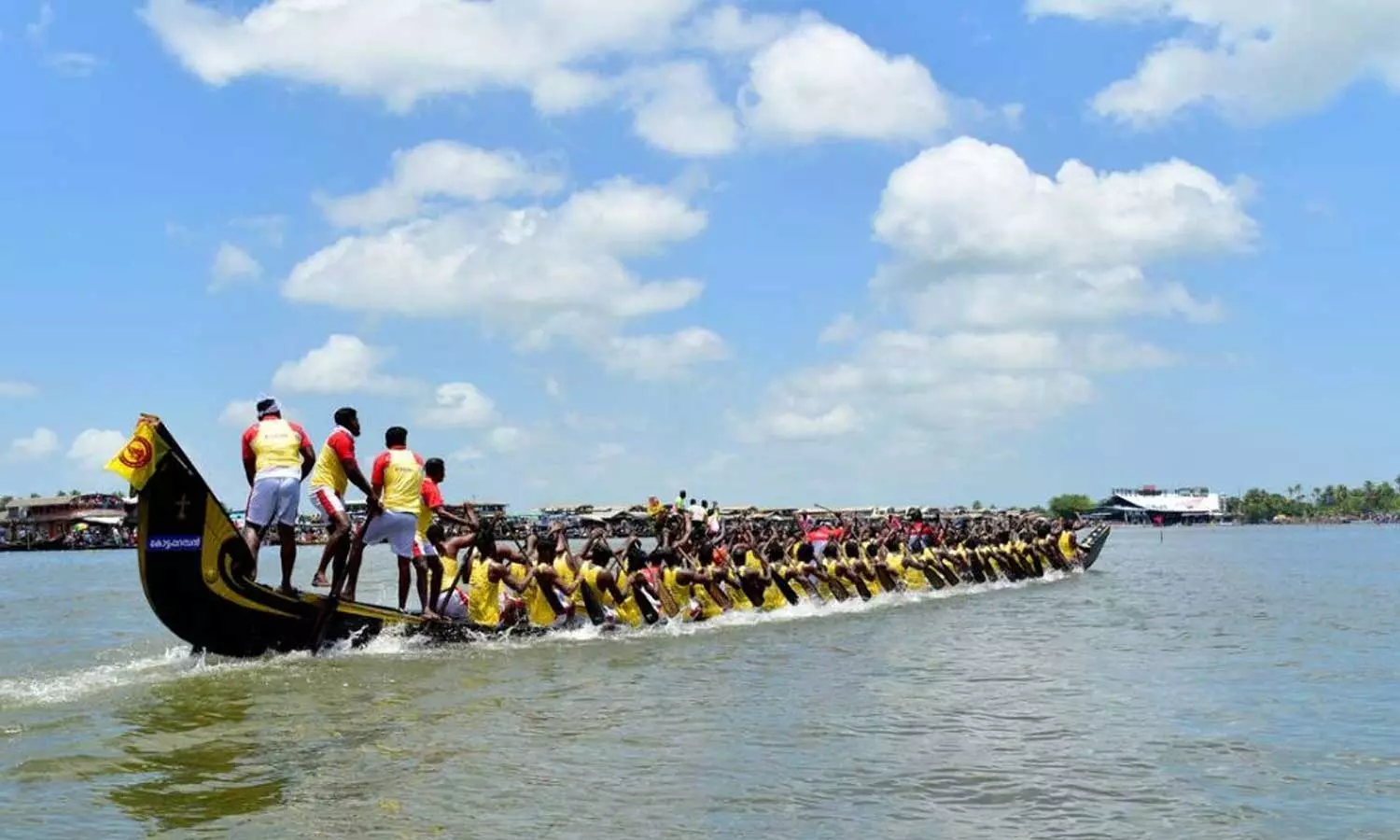 70th nehru trophy boat race in punnamada like alappuzha