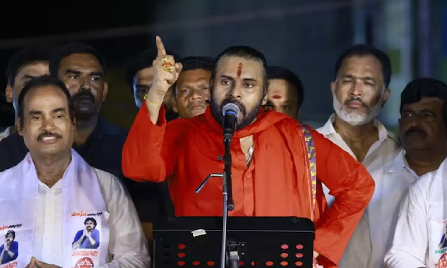 പ്രസാദങ്ങളുടെ ശുദ്ധി ഉറപ്പാക്കാന്‍ രാജ്യത്ത് സനാതന ധർമ്മ സർട്ടിഫിക്കേഷൻ വേണം: പവന്‍ കല്യാണ്‍