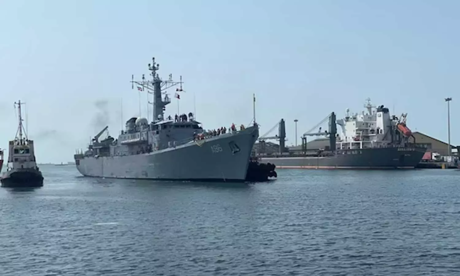 Why Indian Navy sent warships to Iranian port amid tensions mount between Iran and Israel?, Indian Navy ships in Iran, Iran Israel tension, Israel Hezbollah war 2024 Why Indian Navy sent warships to Iranian port amid tensions mount between Iran and Israel?, Indian Navy ships in Iran, Iran Israel tension, Israel Hezbollah war 2024