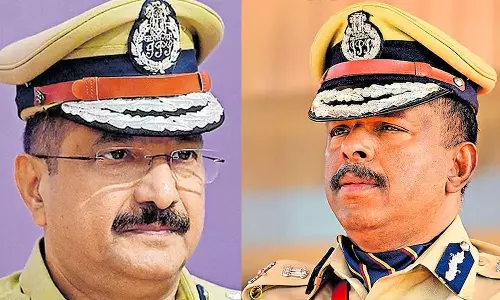 അൻവറിന്റെ പരാതി, ആർഎസ്എസ് കൂടിക്കാഴ്ച; എഡിജിപിക്കെതിരായ റിപ്പോർട്ട് സമർപ്പിക്കാതെ ഡിജിപി