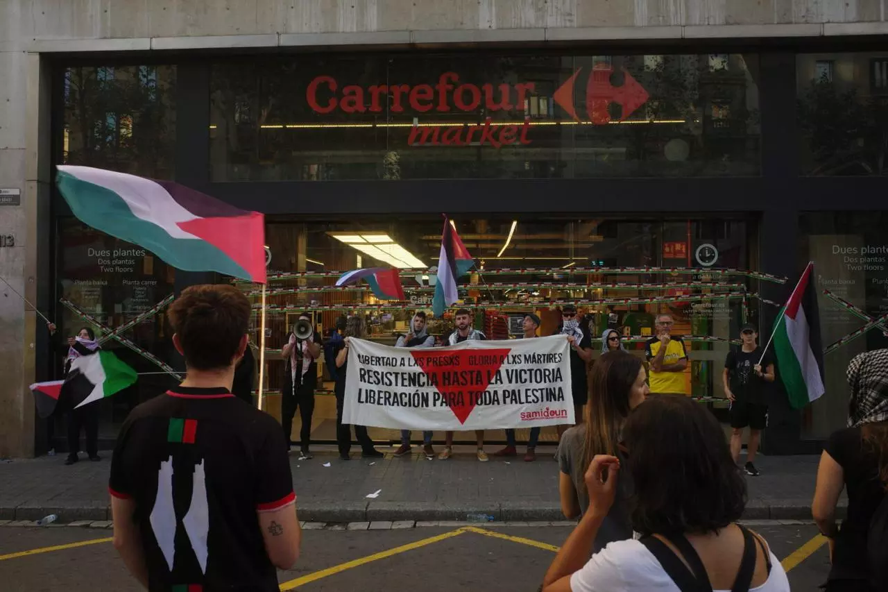 വരൂ, തെരുവീഥിയിലെ രക്തം കാണൂ; സ്പാനിഷ് ജനതയുടെ ഫലസ്തീന്‍ ഐക്യദാര്‍ഢ്യം