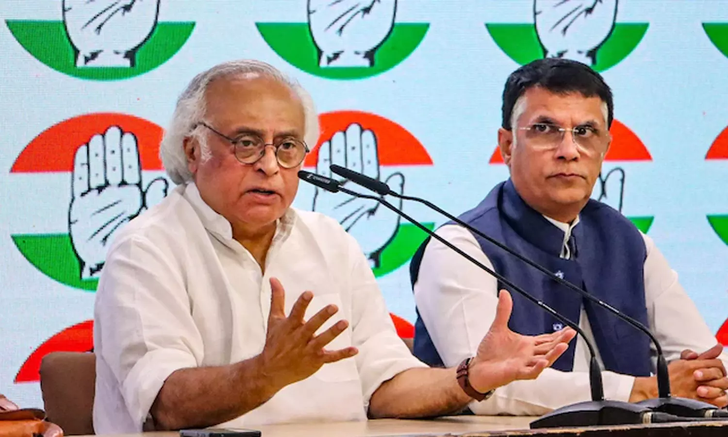 ഹരിയാന തെരഞ്ഞെടുപ്പിൽ ക്രമക്കേട്: കോൺഗ്രസ് തെരഞ്ഞെടുപ്പ് കമ്മീഷന് പരാതി നൽകി ഹരിയാന തെരഞ്ഞെടുപ്പിൽ ക്രമക്കേട്: കോൺഗ്രസ് തെരഞ്ഞെടുപ്പ് കമ്മീഷന് പരാതി നൽകി