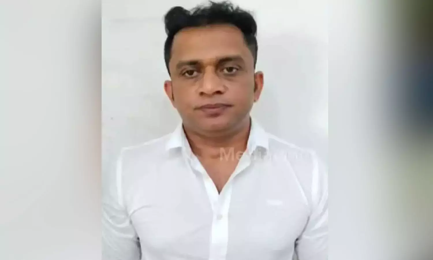 ഓംപ്രകാശ് പ്രതിയായ കൊച്ചി ലഹരി കേസ്: ഗുണ്ടാ നേതാവ് തമ്മനം ഫൈസലിനെ പൊലീസ് ചോദ്യം ചെയ്തു ഓംപ്രകാശ് പ്രതിയായ കൊച്ചി ലഹരി കേസ്: ഗുണ്ടാ നേതാവ് തമ്മനം ഫൈസലിനെ പൊലീസ് ചോദ്യം ചെയ്തു