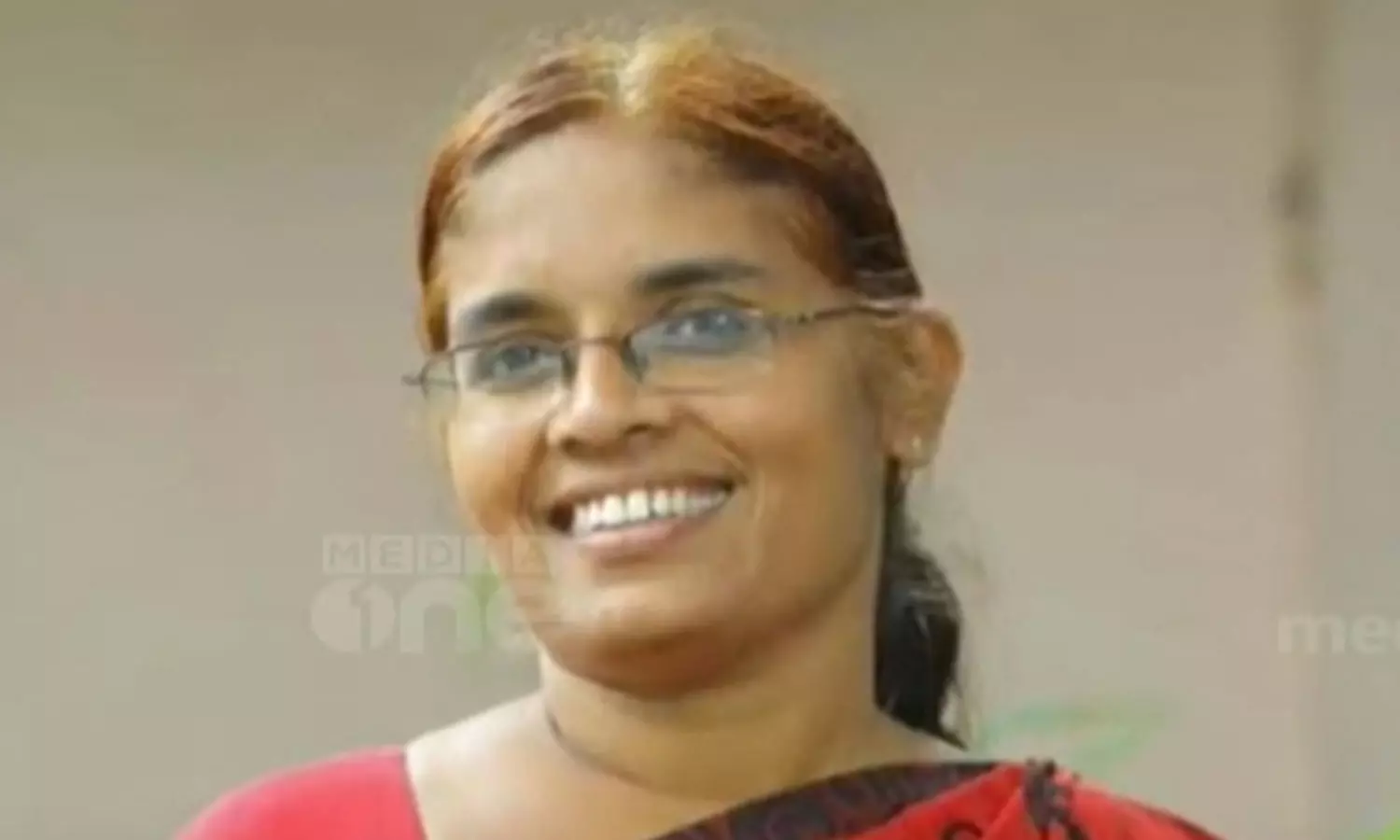 പാലക്കാട് ഉപതെരഞ്ഞെടുപ്പ്; ജില്ലാ പഞ്ചായത്ത് പ്രസിഡന്റ് കെ. ബിനുമോളെ പരിഗണിക്കാൻ സിപിഎമ്മിൽ ആലോചന പാലക്കാട് ഉപതെരഞ്ഞെടുപ്പ്; ജില്ലാ പഞ്ചായത്ത് പ്രസിഡന്റ് കെ. ബിനുമോളെ പരിഗണിക്കാൻ സിപിഎമ്മിൽ ആലോചന