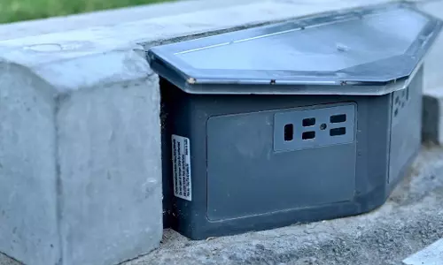 Muscat Municipality Installs Smart Parking Sensors in Al Khuwair and Al Ghubra