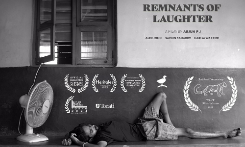 റിമനന്റ്‌സ് ഓഫ് ലോഫര്‍: പൊറാട്ട് നാടകം