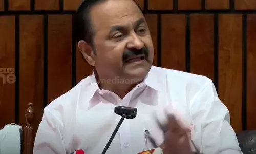 ഹേമ കമ്മിറ്റി റിപ്പോർട്ടിൽ അടിയന്തര പ്രമേയത്തിന് അനുമതിയില്ല; ഭരിക്കുന്നത് സ്ത്രീവിരുദ്ധ സർക്കാരെന്ന് പ്രതിപക്ഷ നേതാവ്‌
