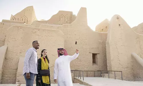 63 രാജ്യങ്ങളിലേക്ക് ഇ-വിസ; അന്താരാഷ്ട്ര വിനോദ സഞ്ചാരികളെ ആകർഷിക്കാൻ പദ്ധതികളുമായി സൗദി