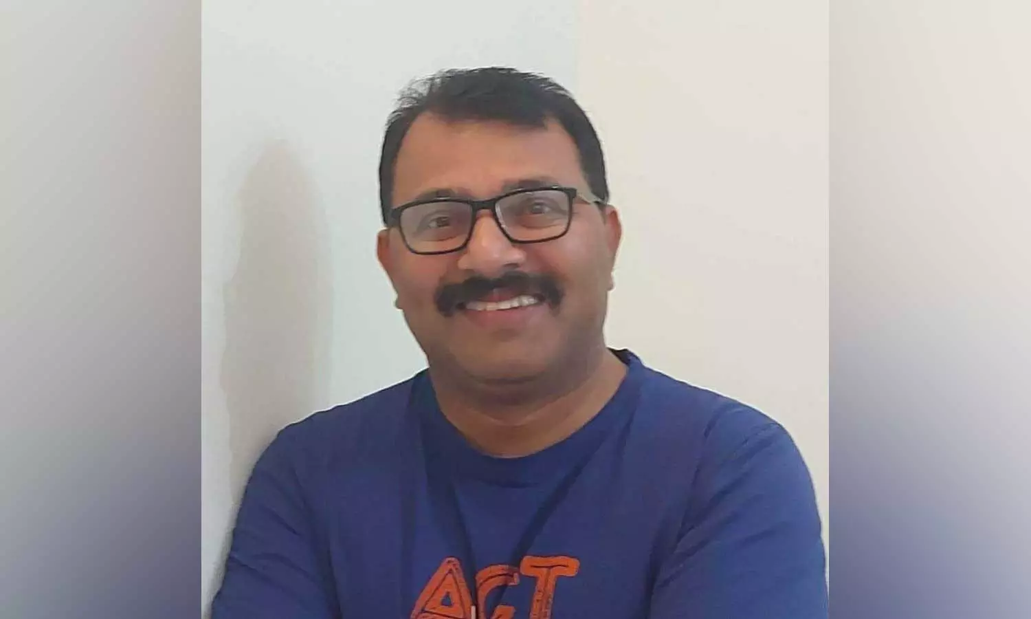 വാഹനാപകടം: സാമൂഹിക പ്രവർത്തകൻ റെജിലാൽ കോക്കാടൻ അബൂദബിയിൽ മരിച്ചു വാഹനാപകടം: സാമൂഹിക പ്രവർത്തകൻ റെജിലാൽ കോക്കാടൻ അബൂദബിയിൽ മരിച്ചു