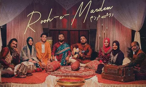 കുടുംബം മുഴുവൻ പാട്ടുകാരായി; ട്രെൻഡിങ്ങിൽ ഇടംപിടിച്ച് ദാന റാസിഖിന്റെ റൂഹേ മർദം