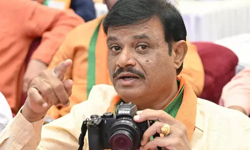 Karnataka BJP MLA Munirathna Naidu, accused of rape, also blackmailed former CM for minister’s post using private video recorded after honey-trapping