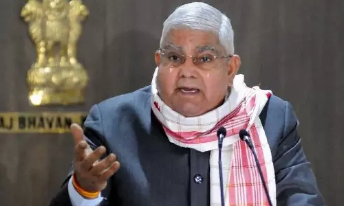 രാജ്യത്തെ ചില പ്രദേശങ്ങൾ പ്രത്യേക വിഭാഗങ്ങളുടെ ശക്തികേന്ദ്രങ്ങളാക്കി മാറ്റുന്നു; അണുബോംബ് പോലെ അപകടകരം-ഉപരാഷ്ട്രപതി