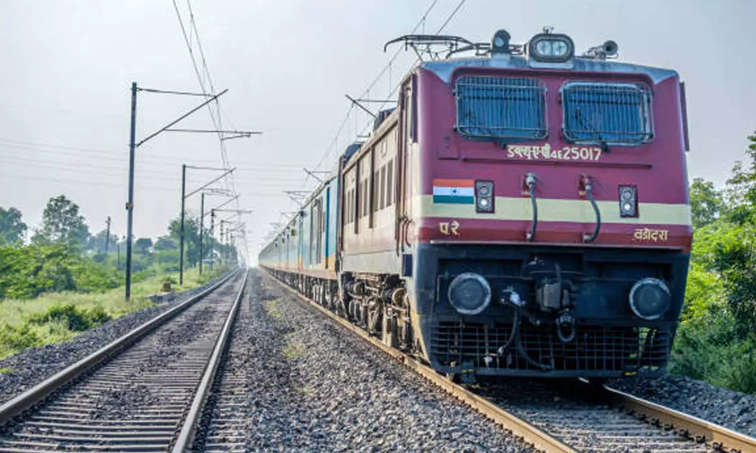 ട്രെയിൻ ടിക്കറ്റ് ബുക്കിങ് ഇനി പരമാവധി 60 ദിവസം മുൻപ് മാത്രം; നിയമത്തിൽ മാറ്റങ്ങളുമായി റെയിൽവേ