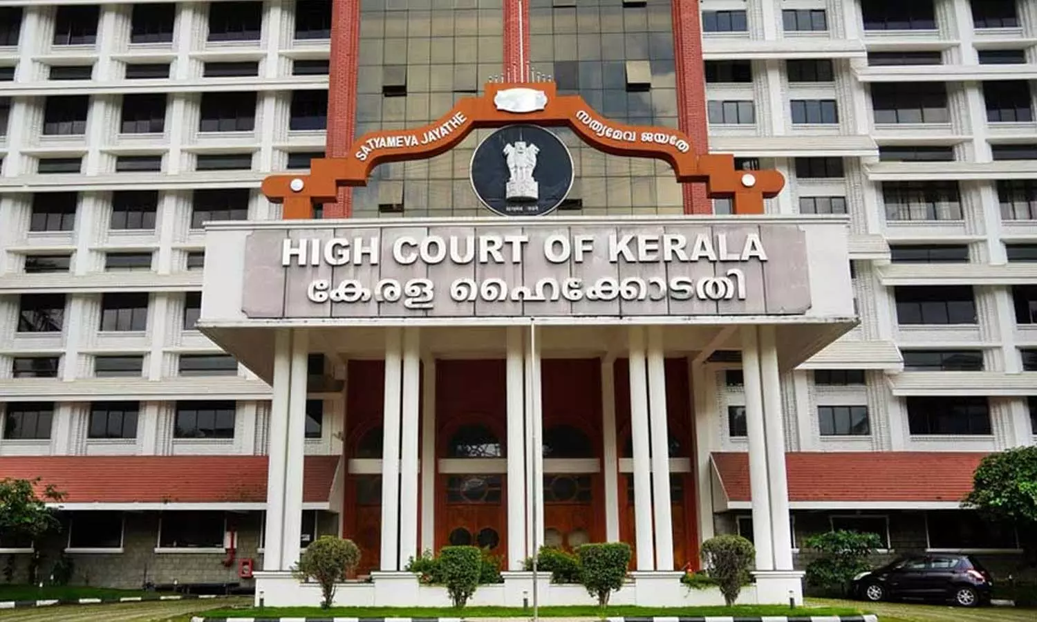 The Kerala High Court to proceed with contempt of court proceedings against the state government in the Orthodox-Jacobite church dispute
