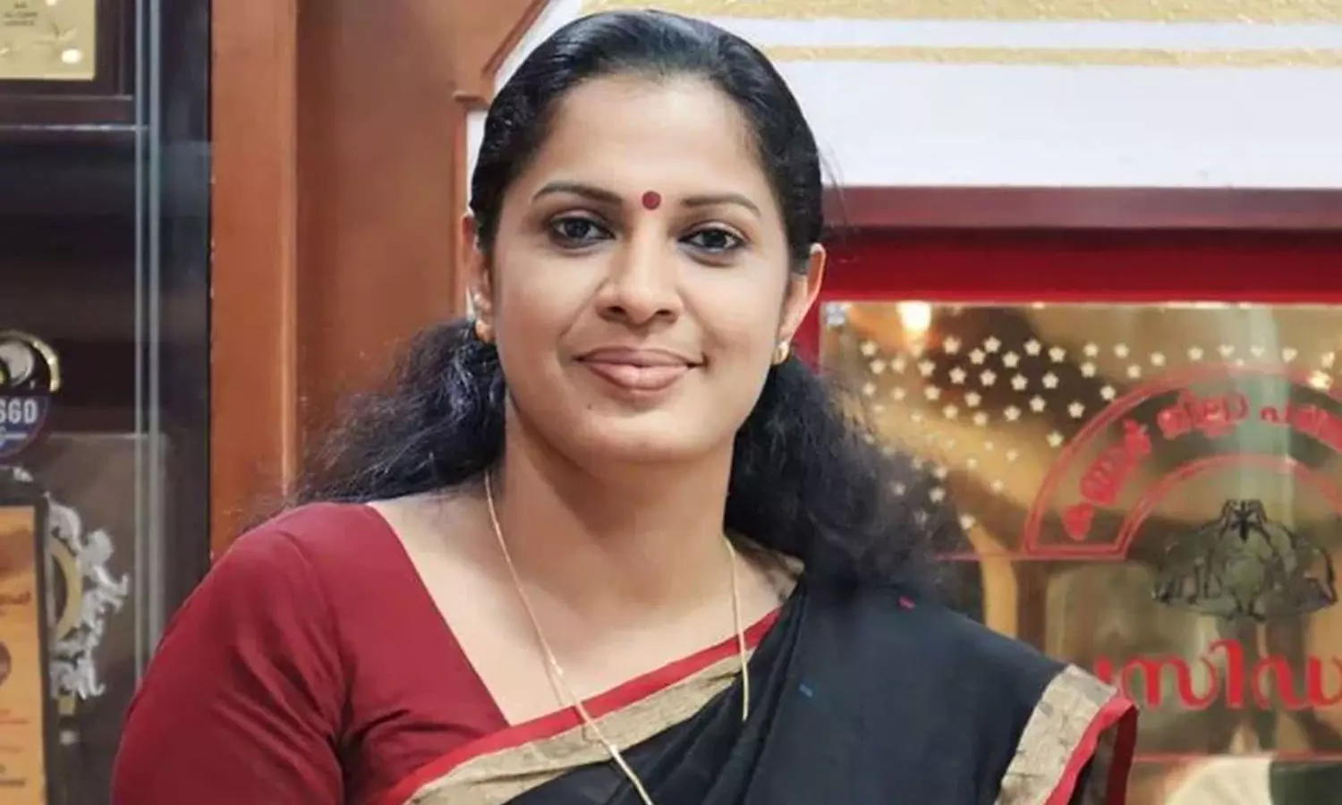 ദിവ്യയുടേയും പ്രശാന്തന്‍റേയും ഇടപാടുകൾ പരിശോധിക്കണം, കലക്ടറുടെ പങ്കും അന്വേഷിക്കണം:DGP ക്ക് പരാതി നൽകി KSU