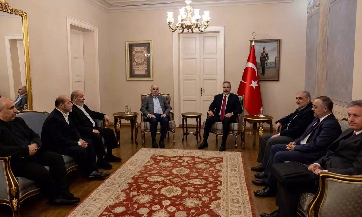 സിൻവാറിന്റെ മരണത്തിനു പിന്നാലെ ഇസ്താംബൂളിൽ തുർക്കി-ഹമാസ് ചർച്ച; പങ്കെടുത്ത് പ്രമുഖ നേതാക്കൾ സിൻവാറിന്റെ മരണത്തിനു പിന്നാലെ ഇസ്താംബൂളിൽ തുർക്കി-ഹമാസ് ചർച്ച; പങ്കെടുത്ത് പ്രമുഖ നേതാക്കൾ