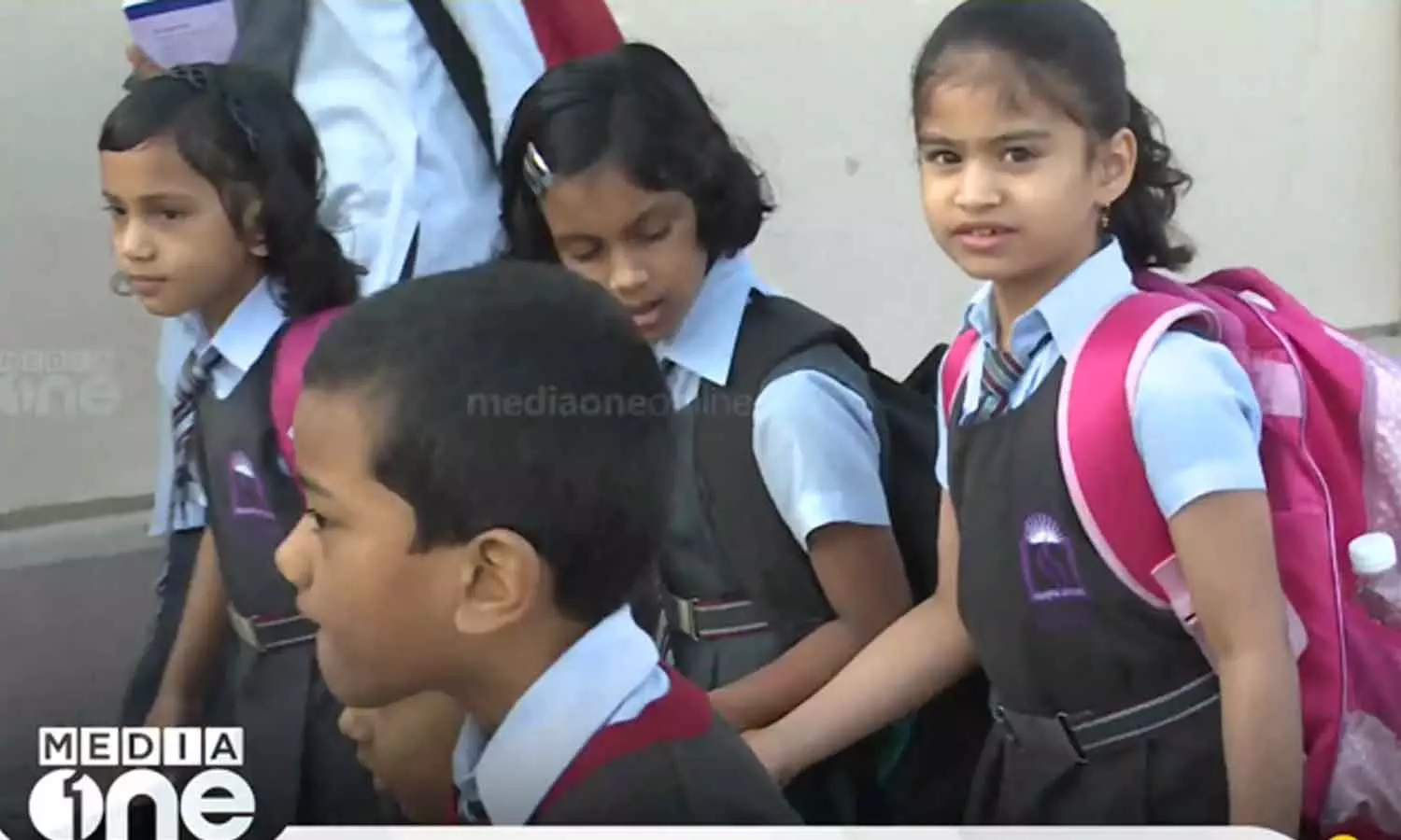 ഖത്തറിലെ ഇന്ത്യൻ സ്കൂളുകളിൽ ഈവനിങ് ഷിഫ്റ്റിലേക്കുള്ള അഡ്മിഷൻ നടപടികൾ പുരോഗമിക്കുന്നു ഖത്തറിലെ ഇന്ത്യൻ സ്കൂളുകളിൽ ഈവനിങ് ഷിഫ്റ്റിലേക്കുള്ള അഡ്മിഷൻ നടപടികൾ പുരോഗമിക്കുന്നു