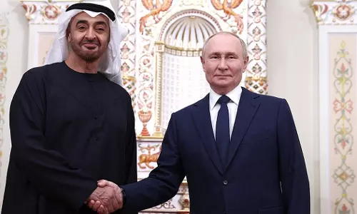 UAE President Sheikh Mohammed discussed bilateral relations with Russian President Vladimir Putin.