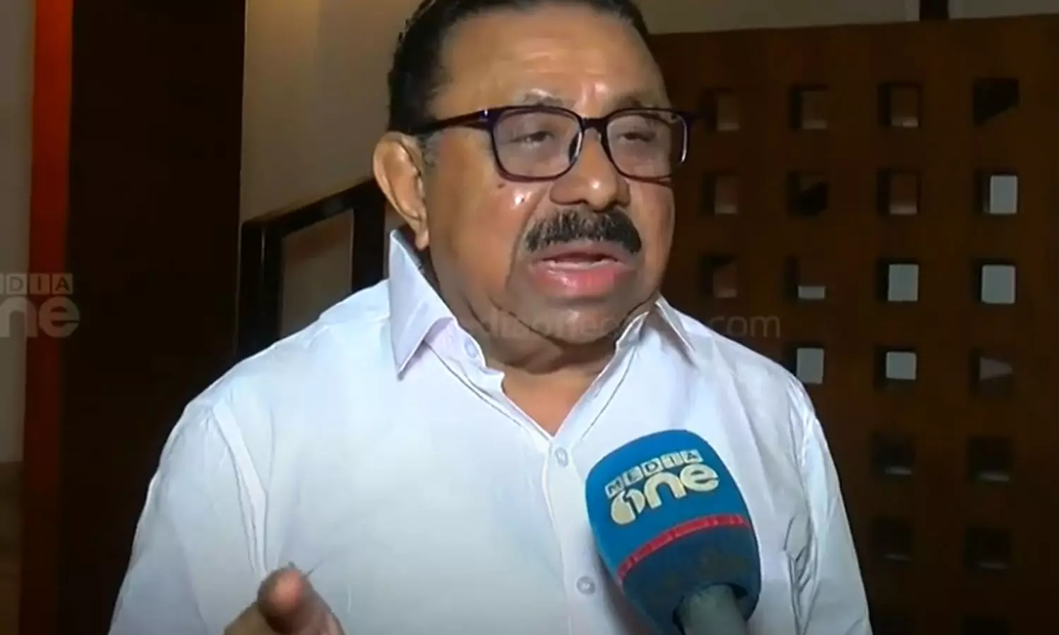 അൻവറുമായി ഒരു ഡീലിനുമില്ല: എം.എം ഹസൻ