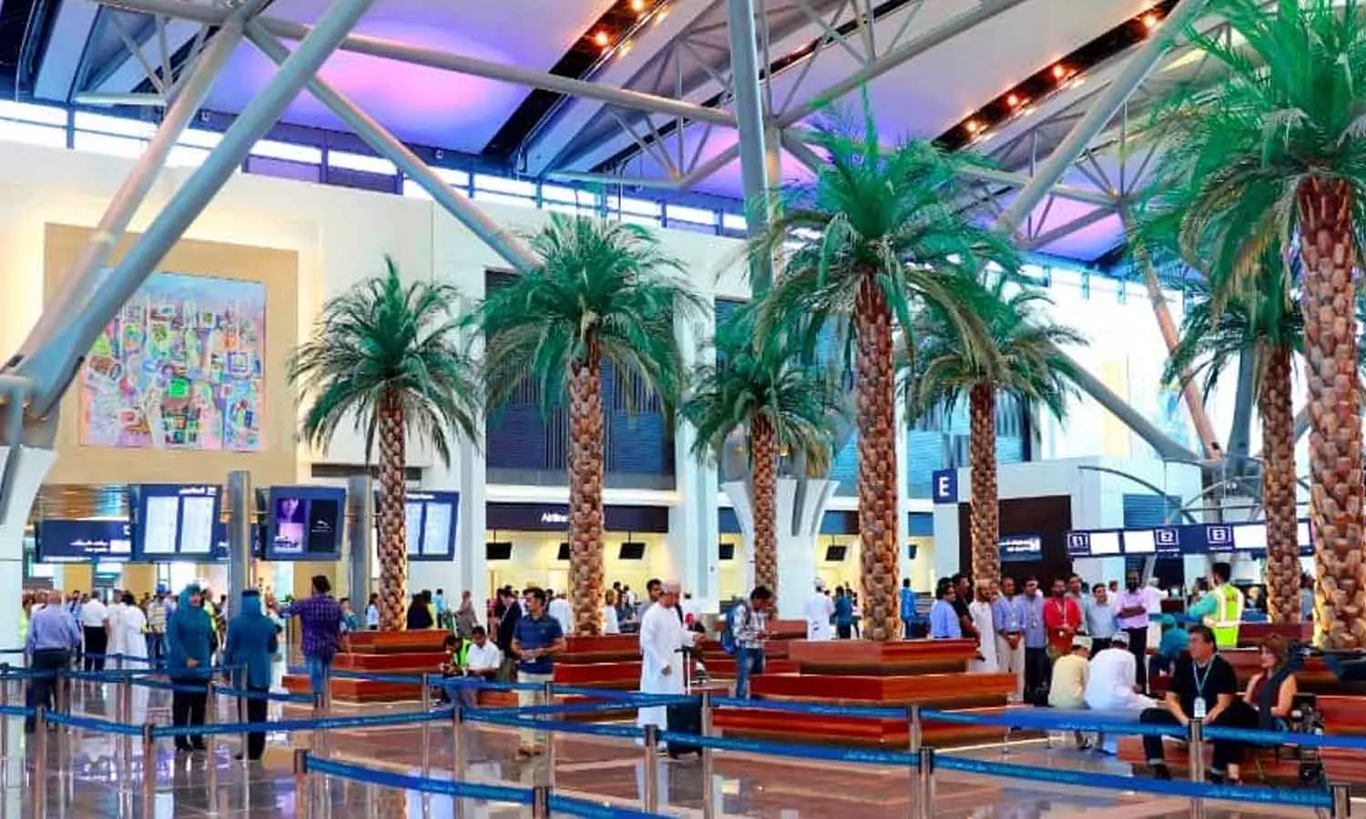 യാത്രക്കാരുടെ എണ്ണത്തിൽ കുതിച്ചുയർന്ന് മസ്കത്ത് എയർപോർട്ട് യാത്രക്കാരുടെ എണ്ണത്തിൽ കുതിച്ചുയർന്ന് മസ്കത്ത് എയർപോർട്ട്