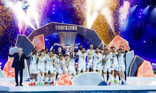 സ്പാനിഷ് സൂപ്പർകപ്പിന് ഇത്തവണയും സൗദി അറേബ്യ ആതിഥേയത്വം വഹിക്കും സ്പാനിഷ് സൂപ്പർകപ്പിന് ഇത്തവണയും സൗദി അറേബ്യ ആതിഥേയത്വം വഹിക്കും