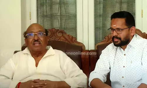 ‘കോൺ​ഗ്രസ് ചത്ത കുതിര’; അഞ്ച് പേരാണ് മുഖ്യമന്ത്രിയാകാൻ നടക്കുന്നതെന്ന് വെള്ളാപ്പള്ളി