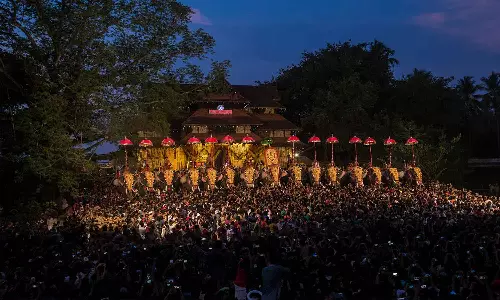 Paramekkav devaswam demands enquiry on pooram Paramekkav devaswam demands enquiry on pooram