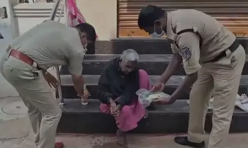 Hyderabad Couple Lives With Sons Body For 4 Days