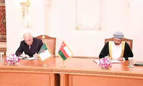 ഒമാനും അൾജീരിയയും എട്ട് ധാരണാപത്രങ്ങളിൽ ഒപ്പുവെച്ചു