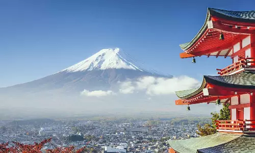 First in 130 years; Mount Fuji without snow