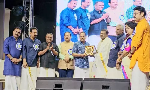 സലാലയിലെ  ഐ.എസ്.സി മലയാള വിഭാഗത്തിന്റെ പ്രവർത്തനങ്ങൾ ശ്ലാഘനീയം- പാട്ടുകാരൻ വി.ടി മുരളി