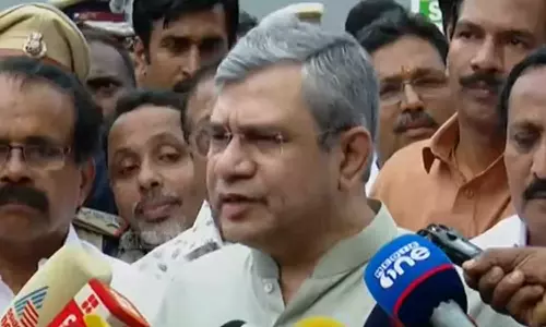 കെ-റെയിൽ വേണ്ട; കേന്ദ്ര റെയിൽവേ മന്ത്രിക്ക് നിവേദനവുമായി കെ-റെയിൽ വിരുദ്ധ സമരസമിതി