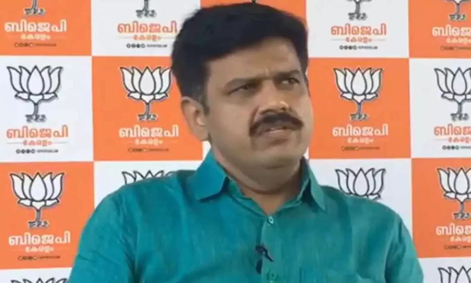 സന്ദീപ് വാര്യരെ അനുനയിപ്പിക്കാൻ ആര്എസ്എസ്; വിശേഷ് സമ്പർക്ക പ്രമുഖ് എ. ജയകുമാറുമായി കൂടിക്കാഴ്ച നടത്തി സന്ദീപ് വാര്യരെ അനുനയിപ്പിക്കാൻ ആര്എസ്എസ്; വിശേഷ് സമ്പർക്ക പ്രമുഖ് എ. ജയകുമാറുമായി കൂടിക്കാഴ്ച നടത്തി