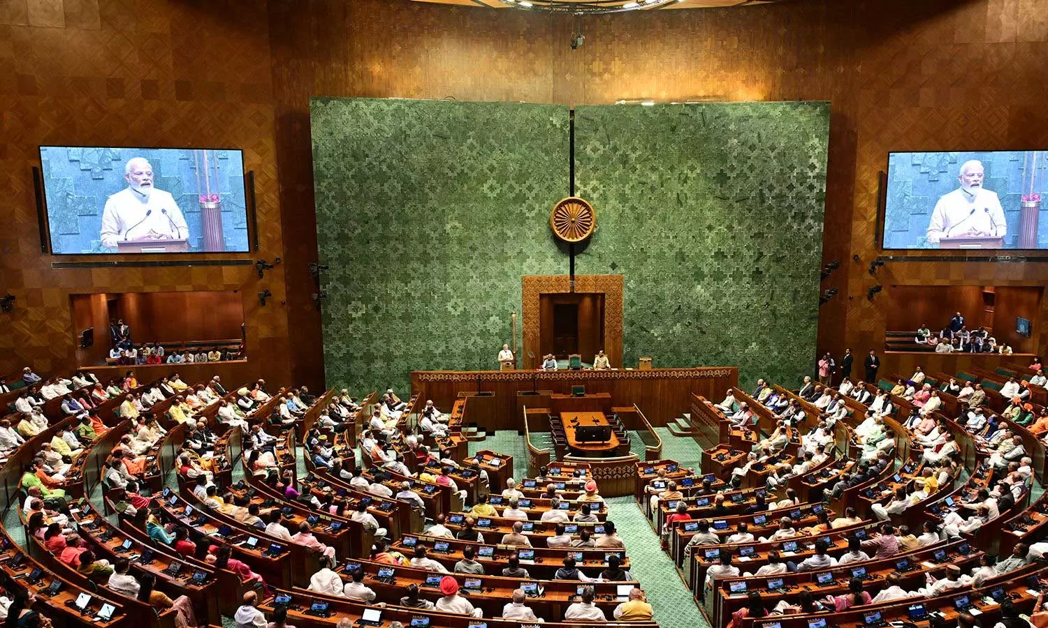 Parliament session from November 25 to December 20