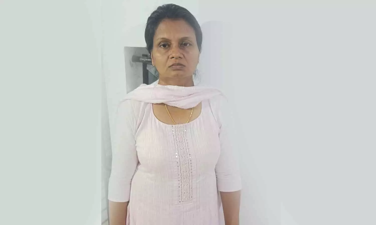 women arrested in the case of extorting money by promising employment visa