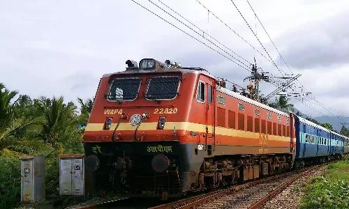 Bomb threat to trains