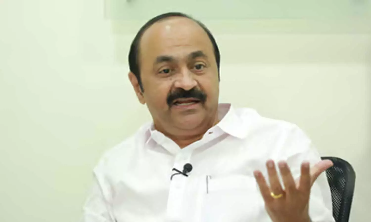 മുനമ്പം വിഷയം; ക്രിസ്ത്യൻ-മുസ്‍ലിം ഭിന്നിപ്പുണ്ടാക്കാൻ ബി​ജെപി ശ്രമിക്കുന്നു, അതിനുള്ള  സ്പെയ്സ് പിണറായി സർക്കാർ നൽകുന്നു- വി.ഡി സതീശൻ