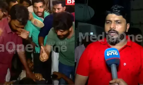 അർധരാത്രിയിലെ റെയ്ഡിൽ കലങ്ങി പാലക്കാടിന്റെ രാഷ്ട്രീയം; ഡീൽ ആരോപിച്ച് കോൺഗ്രസ്, ഭയമെന്തിനെന്ന് സിപിഎം