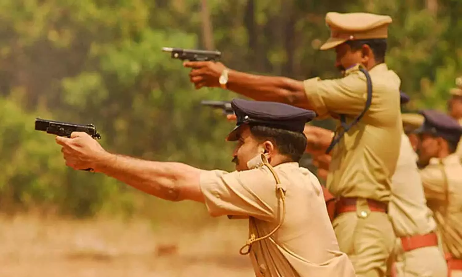 മൂക്കുന്നിമലയിലെ പൊലീസിന്റെ ഫയറിങ് പരിശീലനം മാറ്റി മൂക്കുന്നിമലയിലെ പൊലീസിന്റെ ഫയറിങ് പരിശീലനം മാറ്റി