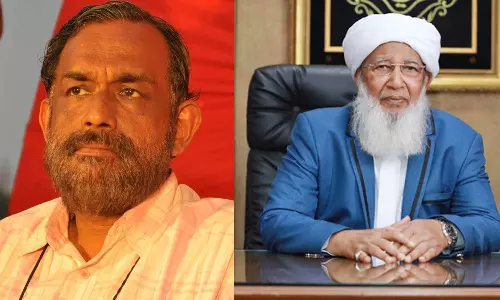 കാന്തപുരം എ. പി അബൂബക്കർ മുസ്ലിയാരുമായി കൂടിക്കാഴ്ച നടത്തി വയനാട് എൽഡിഎഫ് സ്ഥാനാർഥി കാന്തപുരം എ. പി അബൂബക്കർ മുസ്ലിയാരുമായി കൂടിക്കാഴ്ച നടത്തി വയനാട് എൽഡിഎഫ് സ്ഥാനാർഥി