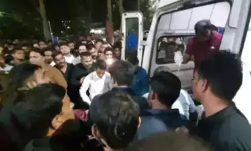 റെയിൽവെ പാളത്തിൽ നിന്ന് മൃതദേഹങ്ങൾ നീക്കുന്നതിനിടെ ​ട്രെയിനിടിച്ച് മധ്യപ്രദേശിൽ പൊലീസുകാരന്റെ കൈ അറ്റു