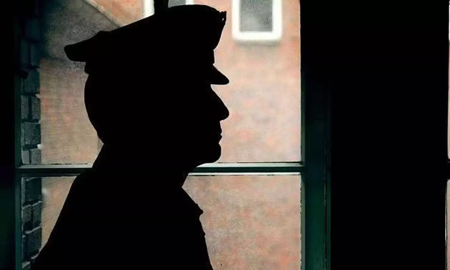 മലയാളി യുവാവ് കസ്റ്റഡിയിൽ മരിച്ച സംഭവം; മംഗളൂരുവില് രണ്ട് പൊലീസുകാർക്ക് സസ്പെൻഷൻ മലയാളി യുവാവ് കസ്റ്റഡിയിൽ മരിച്ച സംഭവം; മംഗളൂരുവില് രണ്ട് പൊലീസുകാർക്ക് സസ്പെൻഷൻ