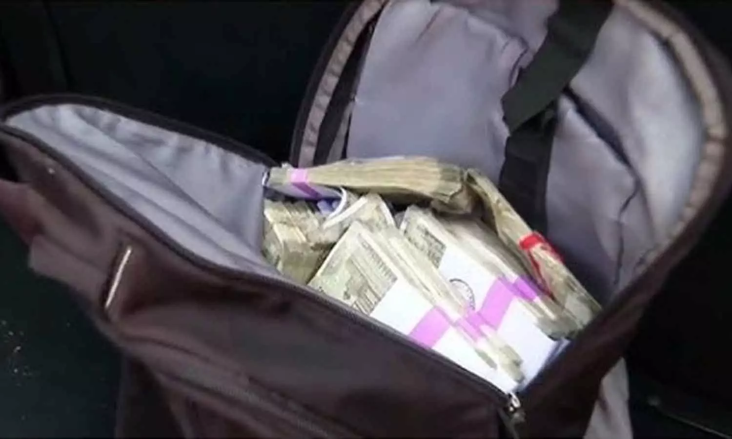 19.7 lakh rupees seized Cheruthuruthi