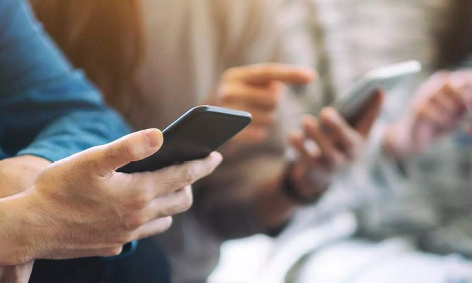 ദേശീയ ദിനാഘോഷം; ഉപഭോക്താക്കൾക്ക് 54GB ഫ്രീ ഡാറ്റ വാഗ്ദാനം ചെയ്ത് ഒമാൻടെലും ഉരീദുവും