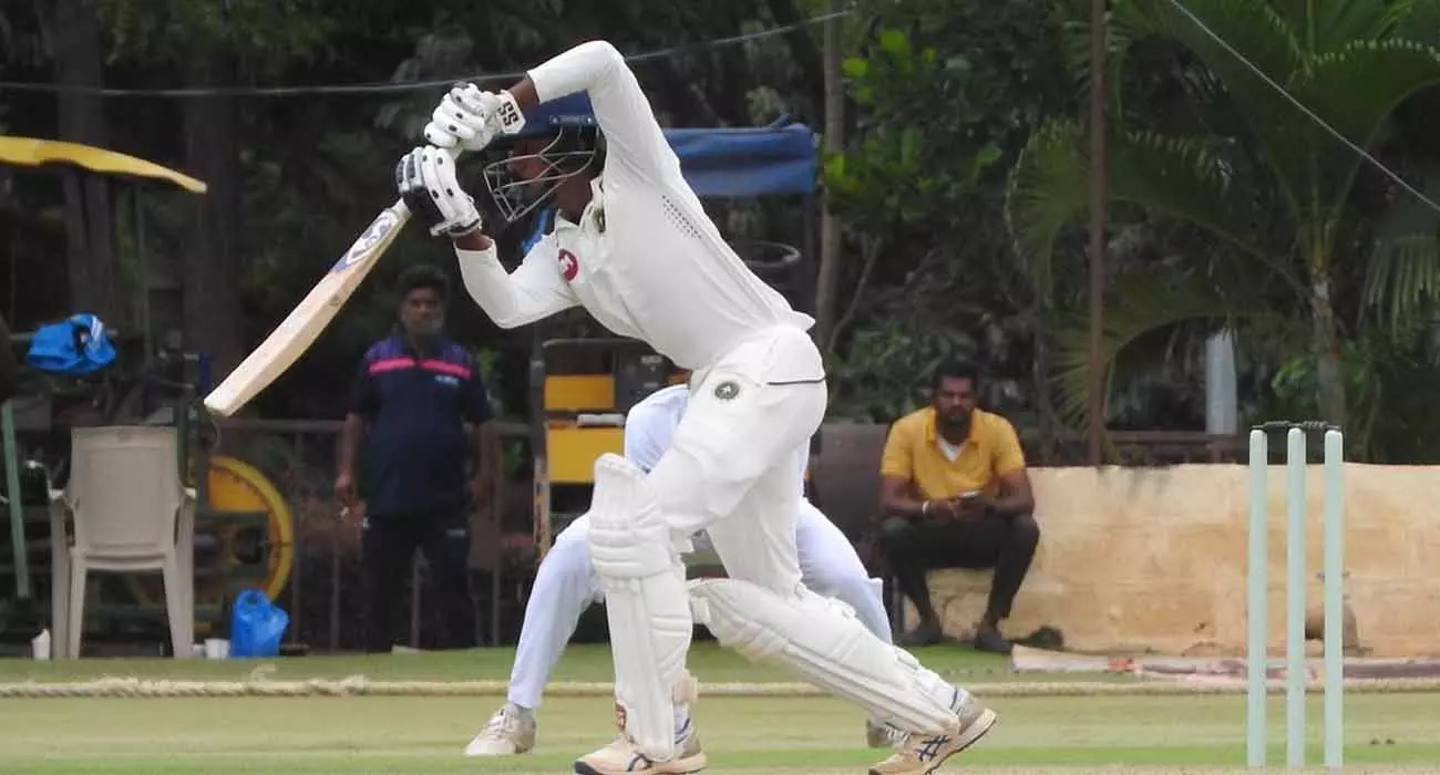 Akshay Chandran and Rohan score half-centuries; A good start for Kerala in the Ranji Trophy