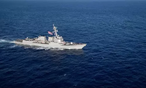 യെമൻ തീരത്ത് യുഎസ് യുദ്ധക്കപ്പലുകൾക്ക് നേരെ വീണ്ടും ഹൂത്തി ആക്രമണം