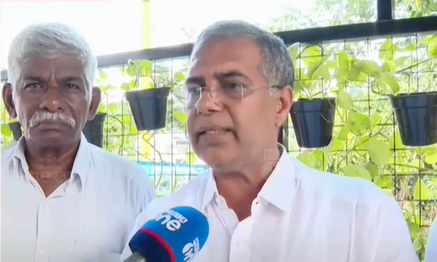 വഖഫ് വിഷയം; ചോദ്യങ്ങളിൽ നിന്ന് ഒഴിഞ്ഞുമാറി എ.പി അബ്ദുല്ലക്കുട്ടി