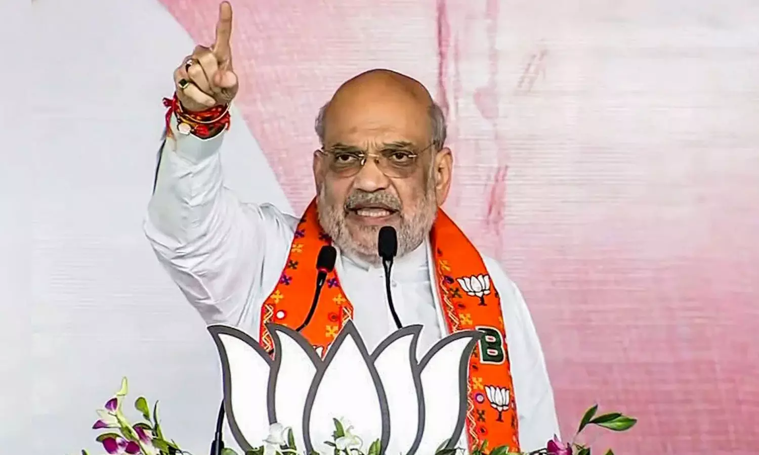 മഹാവികാസ് അഘാഡി ഔറാംഗസേബിന്റെ ഫാൻ ക്ലബ്; വിദ്വേഷപ്രസംഗവുമായി അമിത് ഷാ മഹാവികാസ് അഘാഡി ഔറാംഗസേബിന്റെ ഫാൻ ക്ലബ്; വിദ്വേഷപ്രസംഗവുമായി അമിത് ഷാ